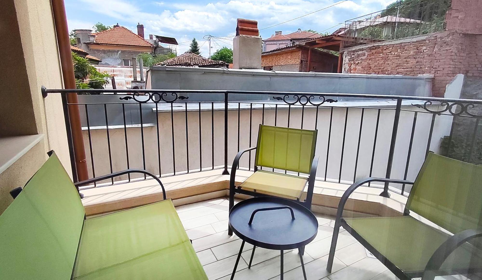 Shahbazian House Apartment *